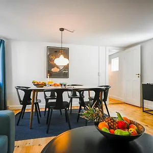  Apartment Sanders Central - Dreamy Three-bedroom In The Middle Of It All Denmark